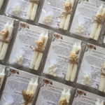 מארז נרות גבוהים בשילוב ברכון גדול בהקדשה אישית