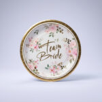 צלחות למסיבת רווקות