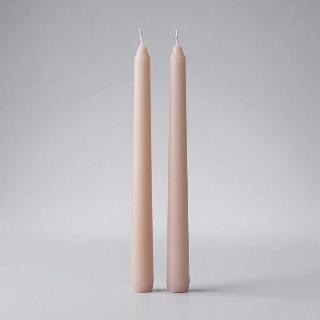 candlestick-table-candles-powder-pink נרות לעיצוב שולחן בצבע ורוד פודרה